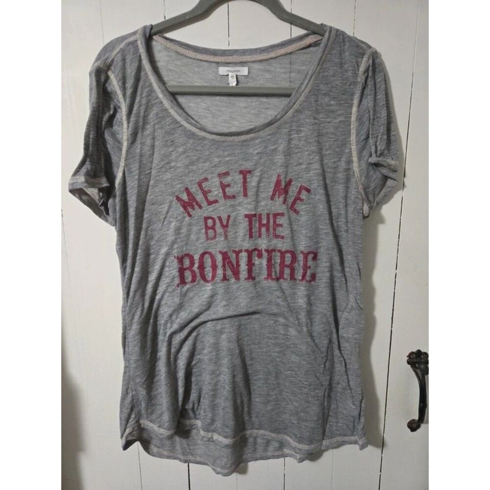 Maurices bonfire t-shirt